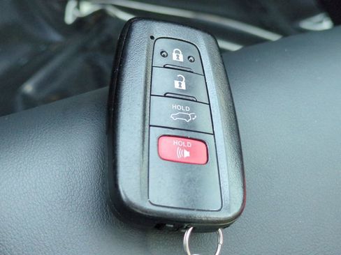 Used 2020 Toyota RAV4 XSE image 29