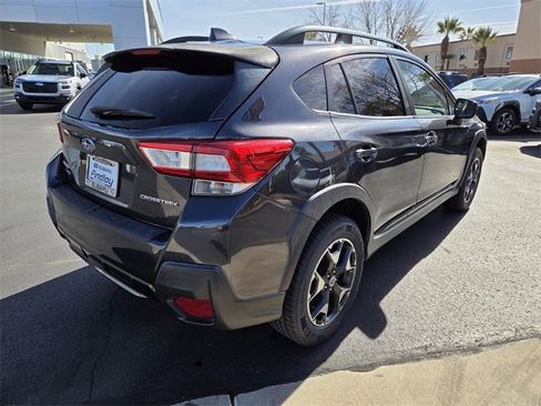 Used 2018 Subaru Crosstrek 2.0i Premium image 4
