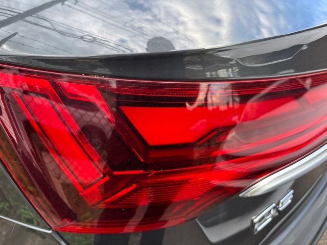 Certified 2024 Audi Q5 Premium AWD/4WD image 5