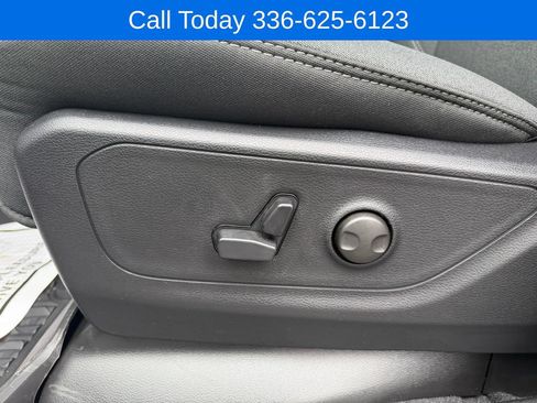 New 2026 RAM 1500 Big Horn AWD/4WD image 15