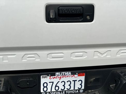 Used 2023 Toyota Tacoma SR w/ SR Convenience Package image 7