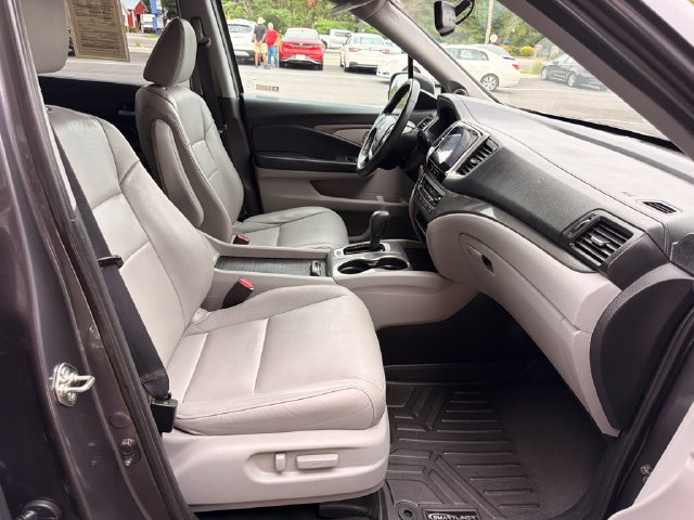 Used 2018 Honda Pilot EX-L image 16