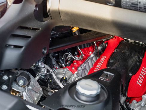 Used 2025 Ferrari SF90 Spider image 26