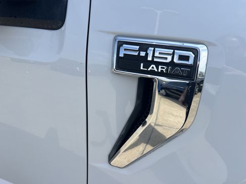 Used 2022 Ford F150 Lariat image 3