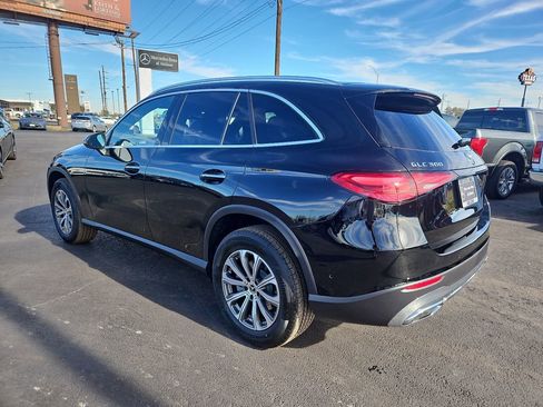 New 2026 Mercedes-Benz GLC 300 image 4