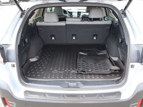 Certified 2022 Subaru Outback Limited AWD/4WD image 35
