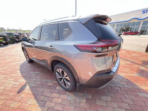 Used 2022 Nissan Rogue SV w/ SV Premium Package AWD/4WD image 29