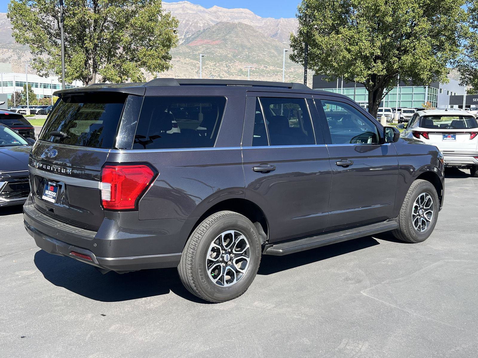 Used 2022 Ford Expedition XLT AWD/4WD image 13