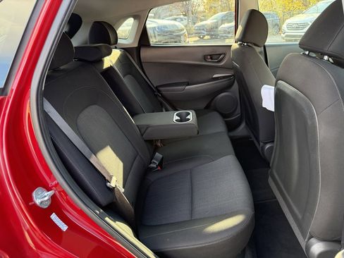 Used 2022 Hyundai Kona SEL image 36