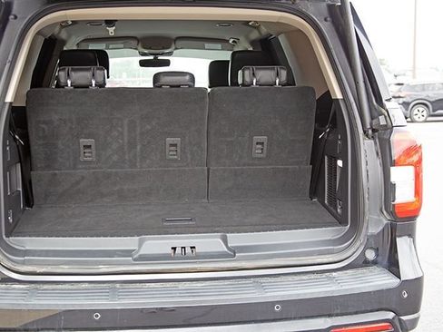 Used 2022 Ford Expedition XLT RWD image 23