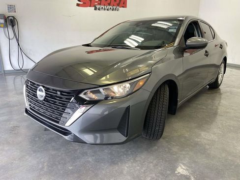 Used 2025 Nissan Sentra S FWD image 7