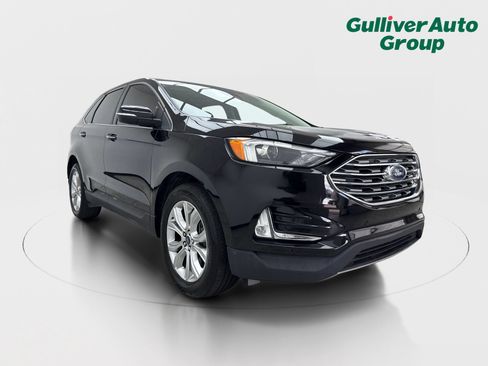 Used 2022 Ford Edge Titanium AWD/4WD image 13