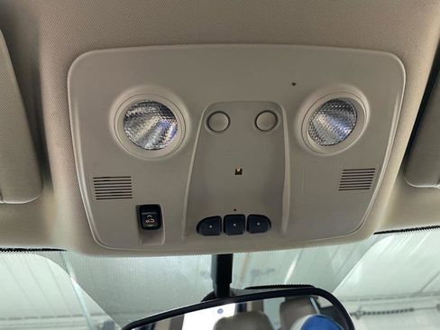 Used 2015 GMC Acadia Denali image 38