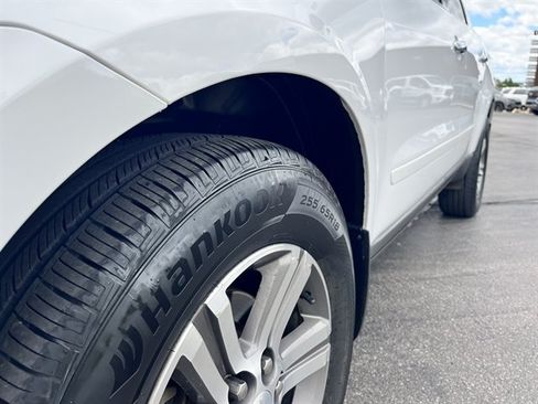 Used 2016 Chevrolet Traverse LT AWD/4WD image 10