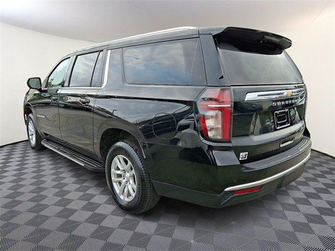 Certified 2023 Chevrolet Suburban LT image 4