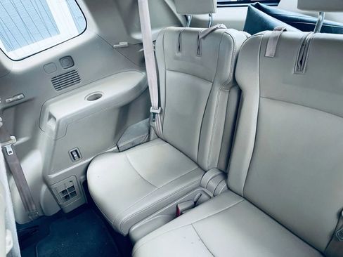 Used 2012 Toyota Highlander SE image 14