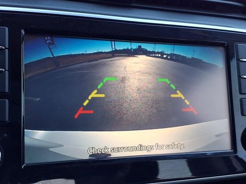 Used 2020 Nissan Versa S image 18