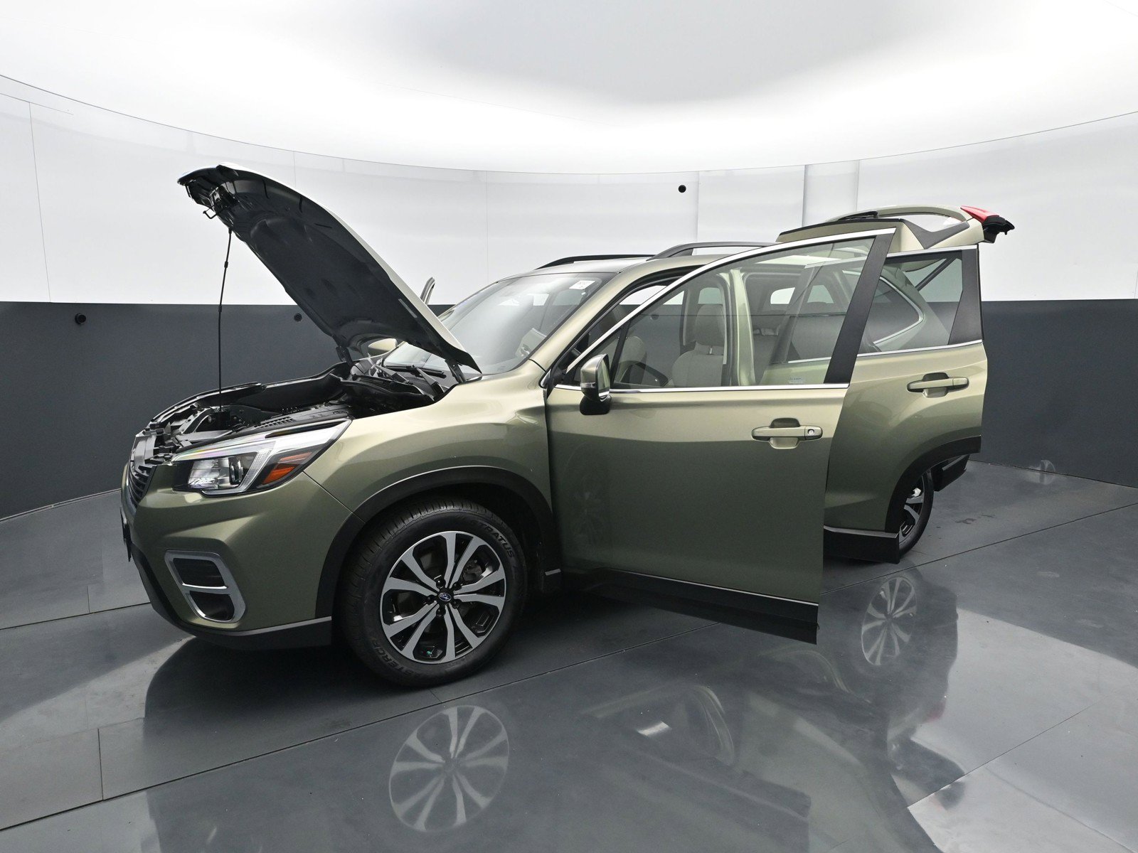 Used 2020 Subaru Forester Limited w/ Popular Package #3 AWD/4WD image 29