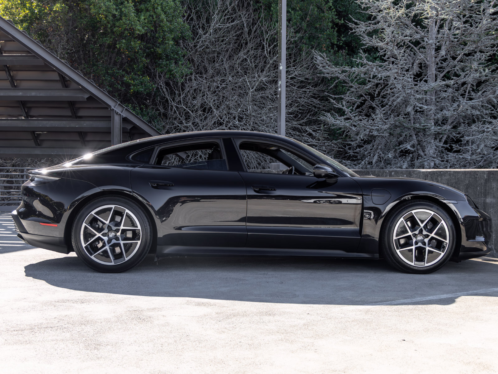 Certified 2025 Porsche Taycan RWD image 12