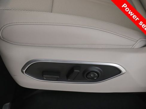 New 2026 Jeep Grand Wagoneer L Limited AWD/4WD image 20