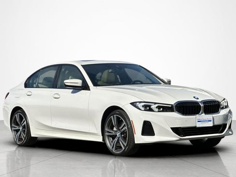 Used 2023 BMW 330i Sedan w/ Convenience Package RWD image 7
