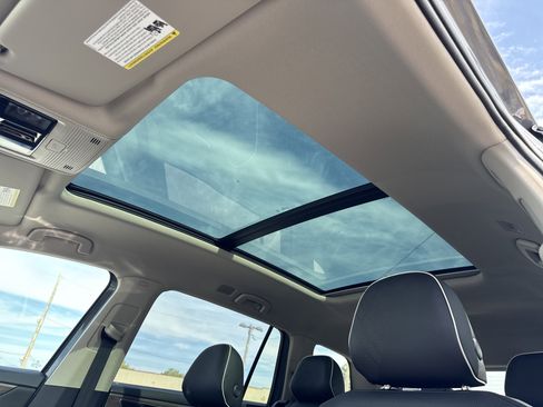 New 2026 Volkswagen Atlas SEL Premium R-Line image 28