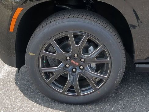 New 2026 GMC Yukon XL Denali w/ Sun & Power Step Package AWD/4WD image 15