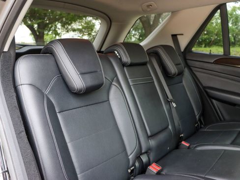 Used 2015 Mercedes-Benz ML 350 2WD image 19