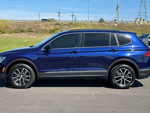 Used 2021 Volkswagen Tiguan SE AWD/4WD image 6