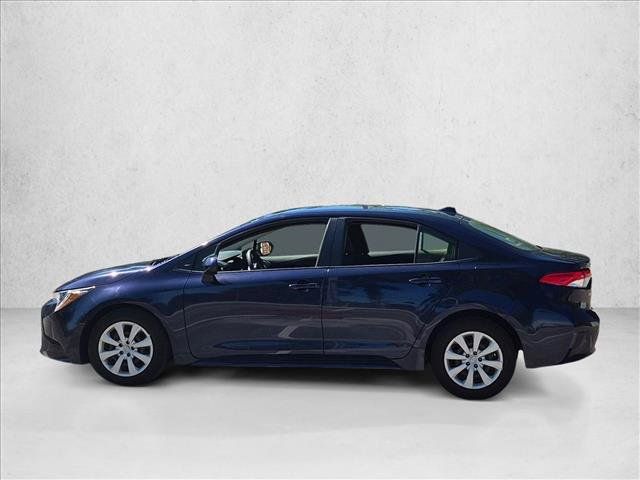 Used 2023 Toyota Corolla LE FWD image 5