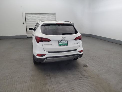 Used 2018 Hyundai Santa Fe Sport 2.0T w/ Cargo Package AWD/4WD image 6