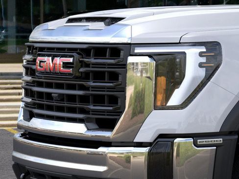 New 2026 GMC Sierra 2500 Pro AWD/4WD image 13
