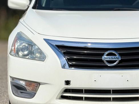 Used 2013 Nissan Altima 2.5 S image 11