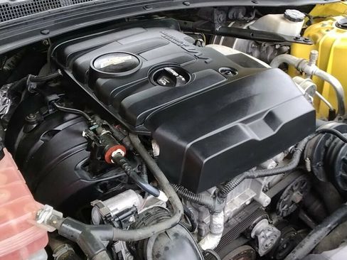 Used 2018 Chevrolet Camaro LT w/ RS Package image 30