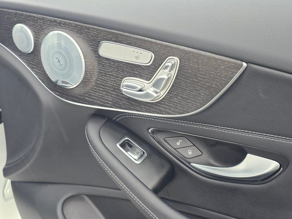 Used 2022 Mercedes-Benz C 300 Coupe image 23