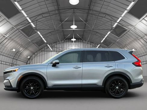 Used 2025 Honda CR-V EX image 4