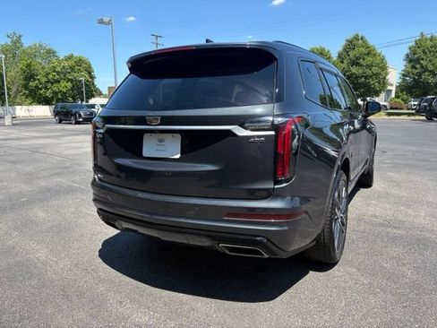 Used 2023 Cadillac XT6 Sport w/ Technology Package AWD/4WD image 5