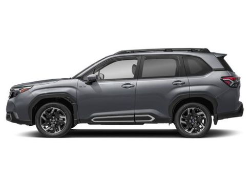 Used 2025 Subaru Forester Limited AWD/4WD image 3