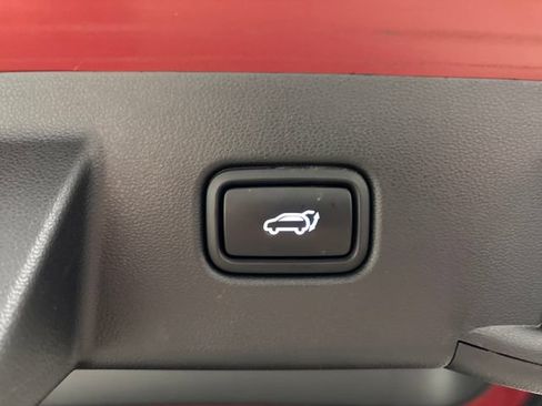 Used 2025 Hyundai Tucson SEL FWD image 23