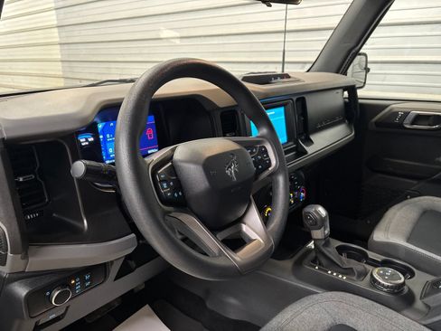 Used 2021 Ford Bronco 4-Door AWD/4WD image 12