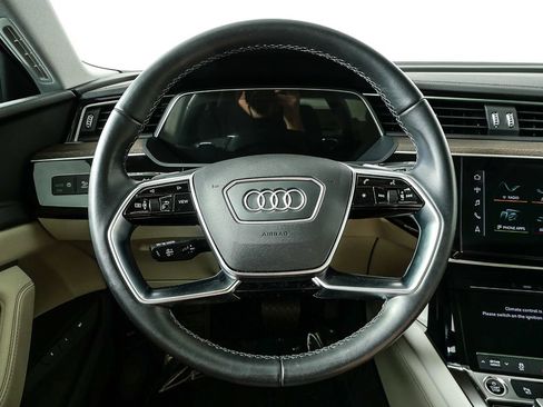 Certified 2023 Audi e-tron Premium w/ Convenience Plus Package AWD/4WD image 9