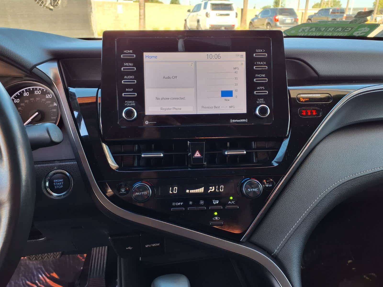 Used 2024 Toyota Camry SE w/ Convenience Package FWD image 21