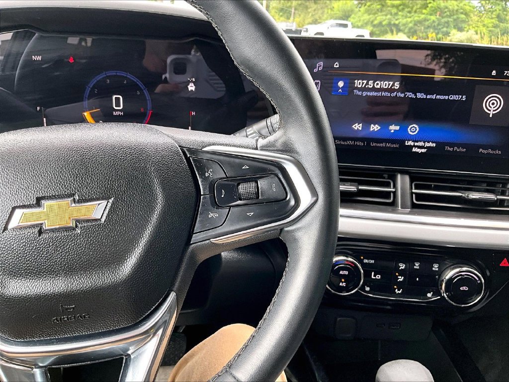 Used 2024 Chevrolet Trax LT w/ Driver Confidence Package FWD image 14