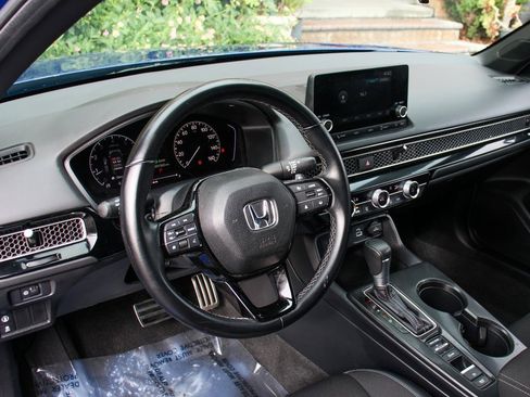 Used 2024 Honda Civic Sport image 17