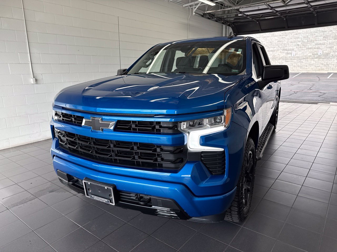 Used 2022 Chevrolet Silverado 1500 RST w/ Protection Package AWD/4WD image 3