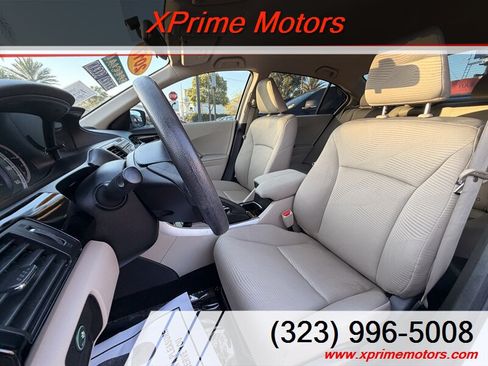 Used 2017 Honda Accord LX image 16
