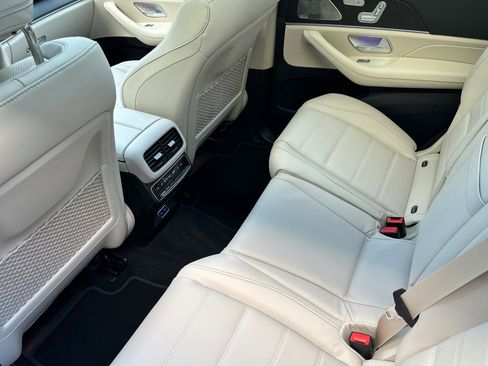 New 2026 Mercedes-Benz GLS 450 4MATIC image 11