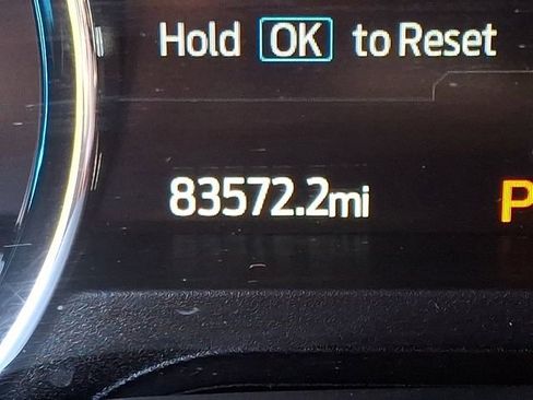 Used 2021 Ford F250 Platinum w/ FX4 Off-Road Package AWD/4WD image 21