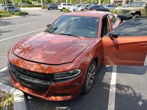 Used 2021 Dodge Charger SXT w/ Blacktop Package RWD image 1
