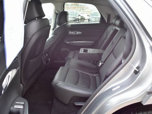 Used 2022 Genesis GV70 2.5T w/ Select Package image 39